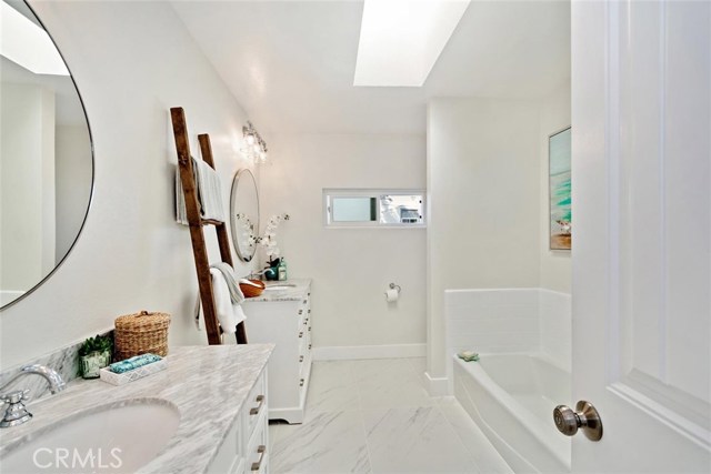 1912 Morgan Lane, Redondo Beach, California 90278, 4 Bedrooms Bedrooms, ,2 BathroomsBathrooms,Residential,Sold,Morgan,SB20170222