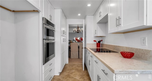 46 Hilltop Circle, Rancho Palos Verdes, California 90275, 2 Bedrooms Bedrooms, ,2 BathroomsBathrooms,Residential,Sold,Hilltop,PV21056285