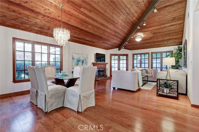 22 Dover Place, Manhattan Beach, California 90266, 2 Bedrooms Bedrooms, ,2 BathroomsBathrooms,Residential,Sold,Dover,SB18247176