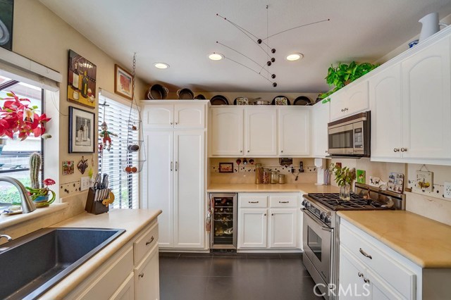 710 Beryl Street, Redondo Beach, California 90277, 3 Bedrooms Bedrooms, ,3 BathroomsBathrooms,Residential,Sold,Beryl,SB20099707