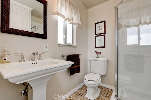 3400 Maple Avenue, Manhattan Beach, California 90266, 4 Bedrooms Bedrooms, ,3 BathroomsBathrooms,Residential,Sold,Maple,SB20185640