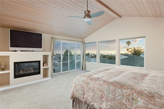 323 Avenue G, Redondo Beach, California 90277, 4 Bedrooms Bedrooms, ,1 BathroomBathrooms,Residential,Sold,Avenue G,PV21158630