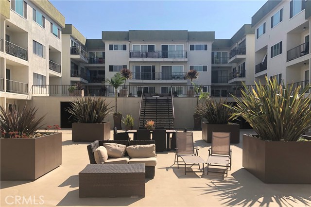 1600 Ardmore Avenue, Hermosa Beach, California 90254, 1 Bedroom Bedrooms, ,1 BathroomBathrooms,Residential,Sold,Ardmore,SB20177672