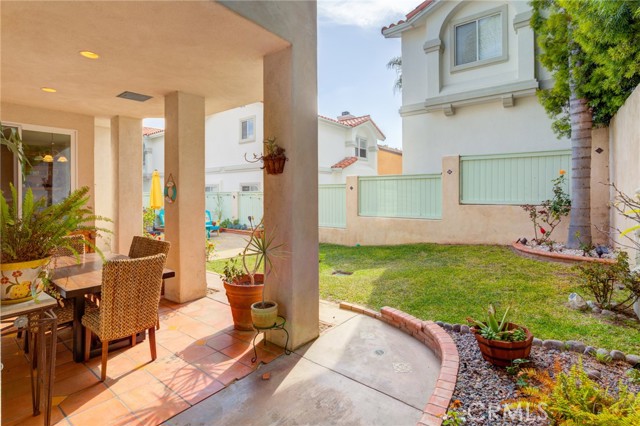 1303 Rindge Lane, Redondo Beach, California 90278, 4 Bedrooms Bedrooms, ,3 BathroomsBathrooms,Residential,Sold,Rindge,SB21073831