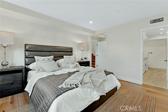528 Elena Avenue, Redondo Beach, California 90277, 4 Bedrooms Bedrooms, ,4 BathroomsBathrooms,Residential,Sold,Elena,SB21098189