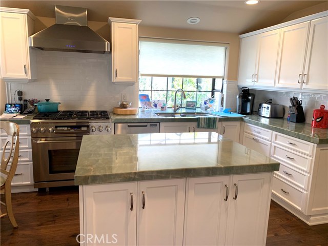 7 Nantucket Place, Manhattan Beach, California 90266, 2 Bedrooms Bedrooms, ,2 BathroomsBathrooms,Residential,Sold,Nantucket,SB20119729