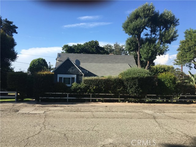 24263 Los Codona Avenue, Torrance, California 90505, 5 Bedrooms Bedrooms, ,2 BathroomsBathrooms,Residential,Sold,Los Codona,SB17182983