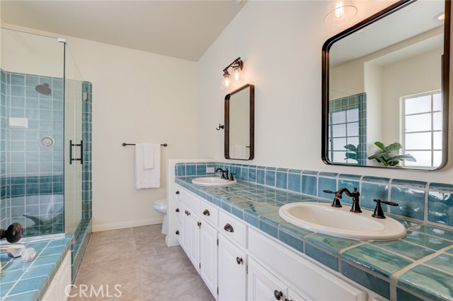 716 Lucia Avenue, Redondo Beach, California 90277, 3 Bedrooms Bedrooms, ,2 BathroomsBathrooms,Residential,Sold,Lucia,PV20207865