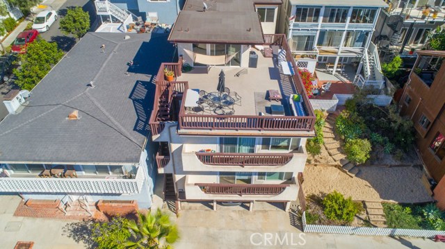 3216 Manhattan Avenue, Manhattan Beach, California 90266, ,Residential Income,Sold,Manhattan,PW17256787