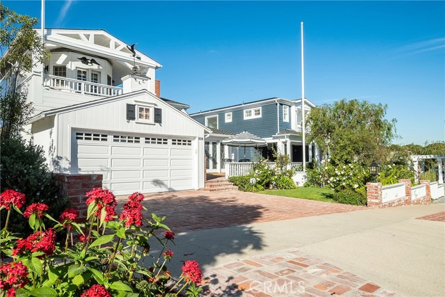 659 18th Street, Manhattan Beach, California 90266, 4 Bedrooms Bedrooms, ,3 BathroomsBathrooms,Residential,Sold,18th,SB19269469