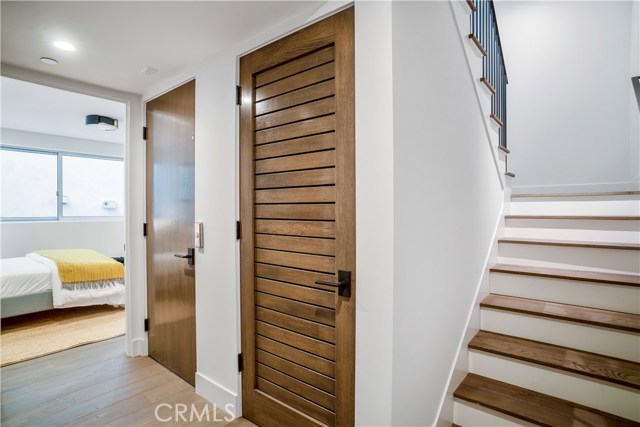 221 1st Street, Manhattan Beach, California 90266, 3 Bedrooms Bedrooms, ,3 BathroomsBathrooms,Residential,Sold,1st,SB19034815