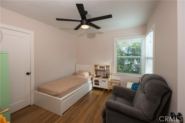 1829 Oak Avenue, Manhattan Beach, California 90266, 3 Bedrooms Bedrooms, ,2 BathroomsBathrooms,Residential,Sold,Oak,SB21146296