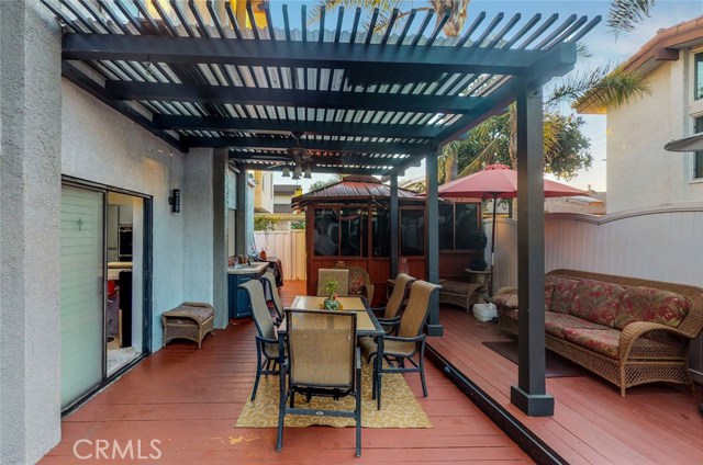 5 Bed Home for Sale in Hawthorne, California