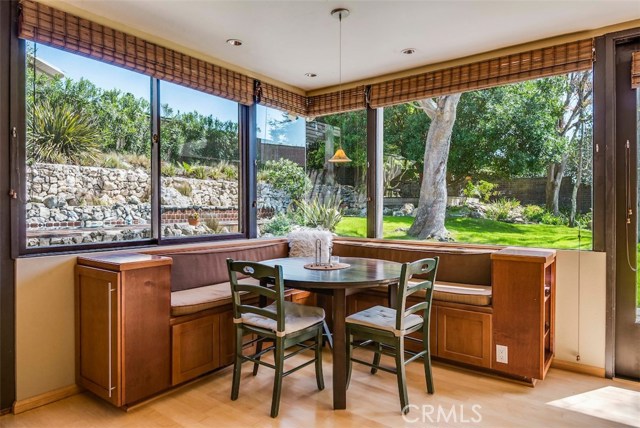 30026 Avenida Celestial, Rancho Palos Verdes, California 90275, 4 Bedrooms Bedrooms, ,2 BathroomsBathrooms,Residential,Sold,Avenida Celestial,PV17060549