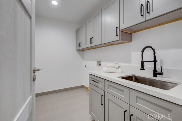 1711 Haynes Lane, Redondo Beach, California 90278, 3 Bedrooms Bedrooms, ,4 BathroomsBathrooms,Residential,Sold,Haynes,PV19232617