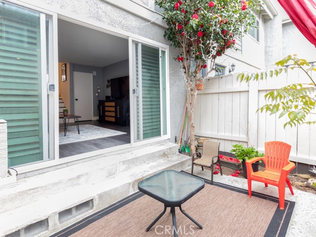 2112 Warfield Avenue, Redondo Beach, California 90278, 2 Bedrooms Bedrooms, ,2 BathroomsBathrooms,Residential,Sold,Warfield,SB19176207