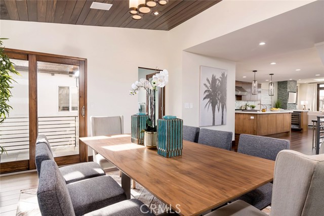 2131 Hermosa Avenue, Hermosa Beach, California 90254, 4 Bedrooms Bedrooms, ,4 BathroomsBathrooms,Residential,Sold,Hermosa,SB19016177
