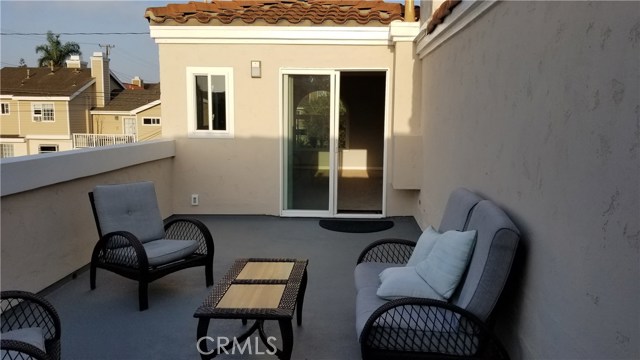 1707 Flagler Lane, Redondo Beach, California 90278, 3 Bedrooms Bedrooms, ,1 BathroomBathrooms,Residential,Sold,Flagler,SB20176363