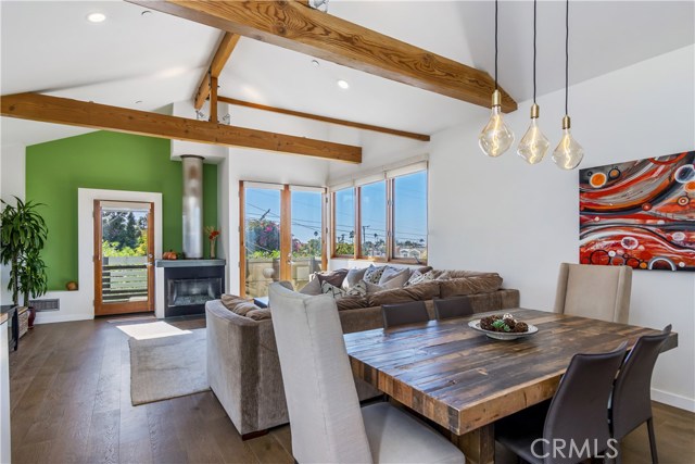 1218 Harper Avenue, Redondo Beach, California 90278, 3 Bedrooms Bedrooms, ,2 BathroomsBathrooms,Residential,Sold,Harper,SB19234397