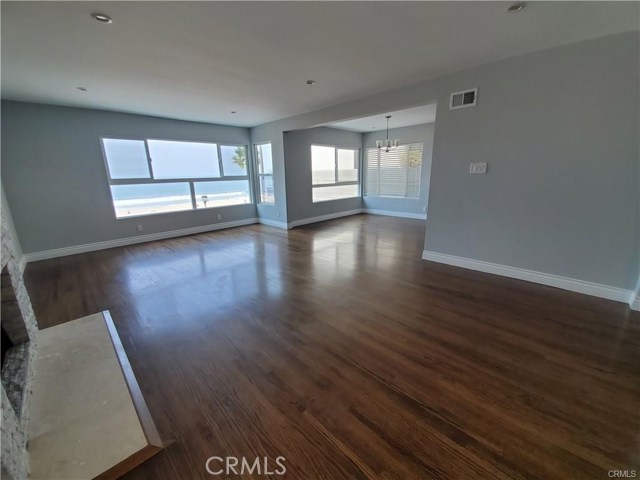 3212 The Strand, Manhattan Beach, California 90266, 3 Bedrooms Bedrooms, ,2 BathroomsBathrooms,Residential,Sold,The Strand,IN21015203