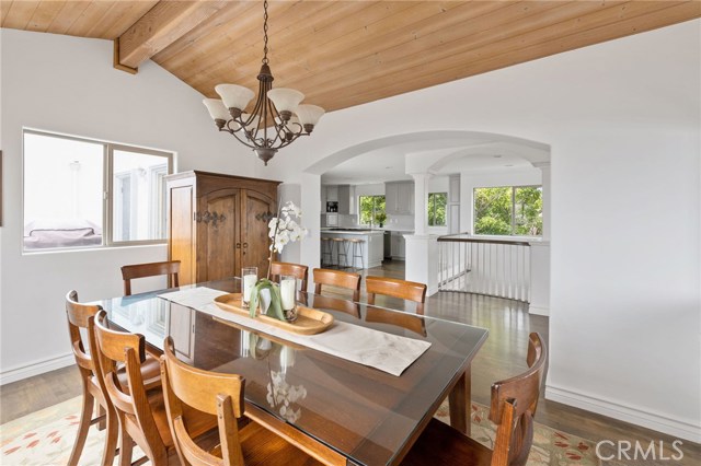 952 15th Street, Hermosa Beach, California 90254, 4 Bedrooms Bedrooms, ,3 BathroomsBathrooms,Residential,Sold,15th,SB20106766