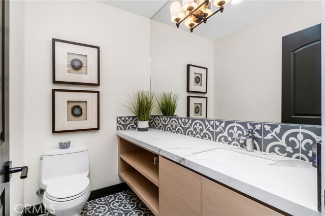 636 Vincent Park #A, Redondo Beach, California 90277, 3 Bedrooms Bedrooms, ,2 BathroomsBathrooms,Residential,Sold,Vincent Park #A,SB20200007