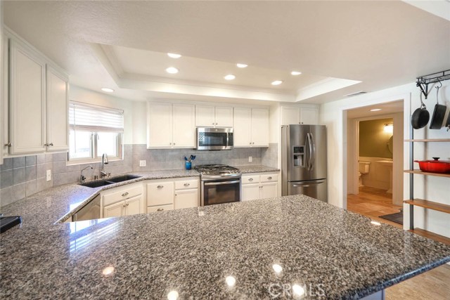 2803 Blossom Lane, Redondo Beach, California 90278, 4 Bedrooms Bedrooms, ,2 BathroomsBathrooms,Residential,Sold,Blossom,OC20238591