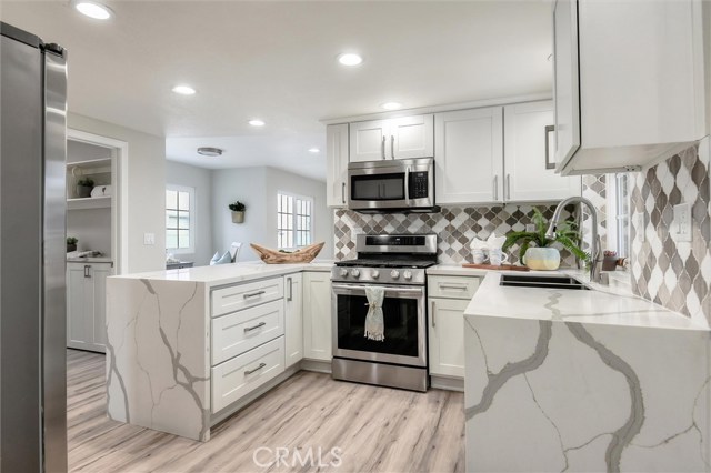 2109 Curtis Avenue, Redondo Beach, California 90278, 3 Bedrooms Bedrooms, ,2 BathroomsBathrooms,Residential,Sold,Curtis,SB20131731
