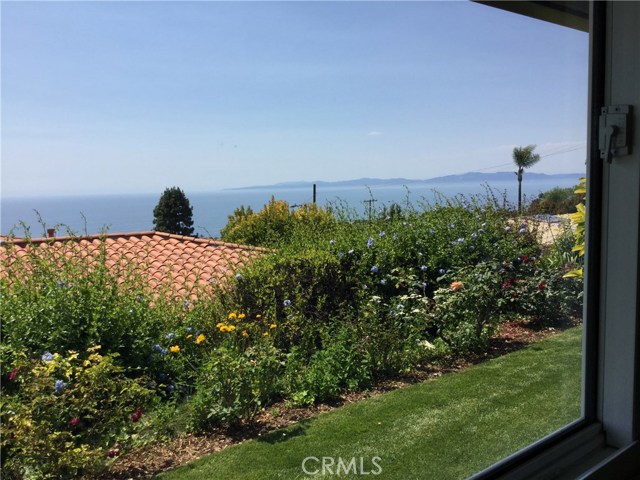 6744 Monero Drive, Rancho Palos Verdes, California 90275, 4 Bedrooms Bedrooms, ,2 BathroomsBathrooms,Residential,Sold,Monero,PV18115560