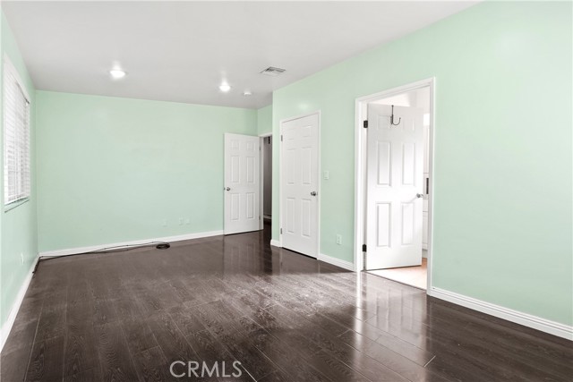4 Bed Home for Sale in Lake Balboa, California