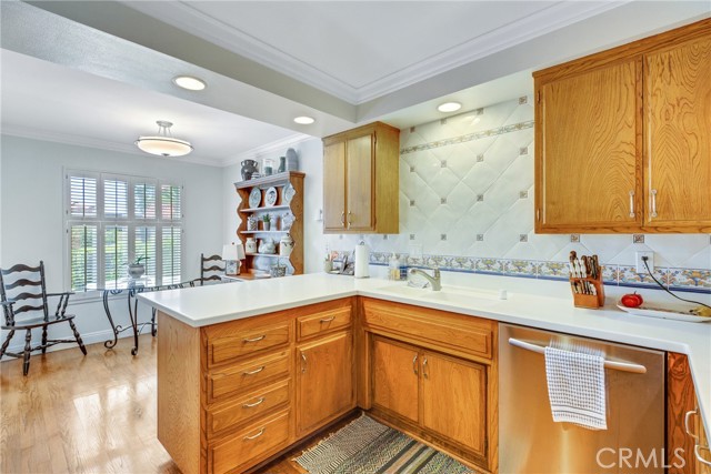 25 Via Granada, Rolling Hills Estates, California 90274, 3 Bedrooms Bedrooms, ,2 BathroomsBathrooms,Residential,Sold,Via Granada,TR21114102