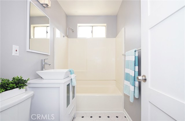 2606 Armour Lane, Redondo Beach, California 90278, 3 Bedrooms Bedrooms, ,1 BathroomBathrooms,Residential,Sold,Armour,PV19132276
