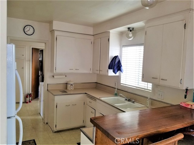 600 26th Street, Manhattan Beach, California 90266, 3 Bedrooms Bedrooms, ,2 BathroomsBathrooms,Residential,Sold,26th,OC21136993