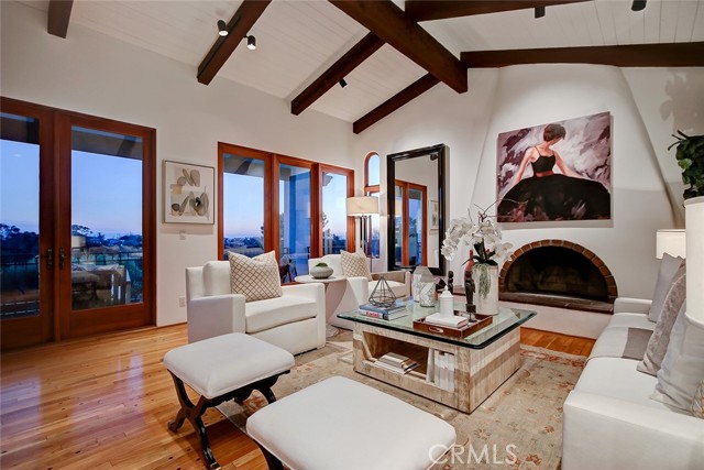 607 Gould Terrace, Hermosa Beach, California 90254, 3 Bedrooms Bedrooms, ,3 BathroomsBathrooms,Residential,Sold,Gould,SB21042448