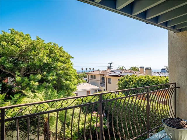 926 Duncan Place, Manhattan Beach, California 90266, 4 Bedrooms Bedrooms, ,2 BathroomsBathrooms,Residential,Sold,Duncan,SB20129589