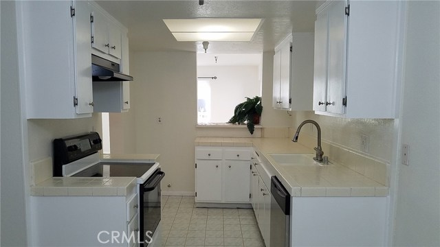 200 Catalina Avenue, Redondo Beach, California 90277, 2 Bedrooms Bedrooms, ,2 BathroomsBathrooms,Residential,Sold,Catalina,SB19102542