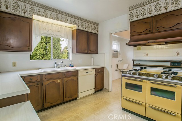 26856 Eastvale Road, Palos Verdes Peninsula, California 90274, 3 Bedrooms Bedrooms, ,2 BathroomsBathrooms,Residential,Sold,Eastvale,PV17081931