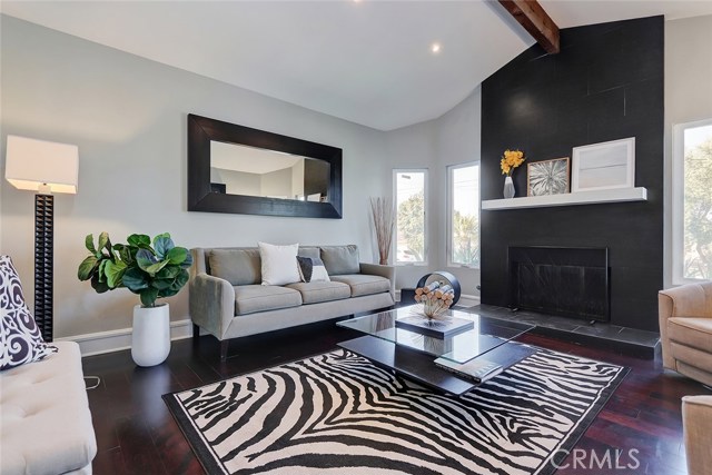 1117 Goodman Avenue, Redondo Beach, California 90278, 3 Bedrooms Bedrooms, ,2 BathroomsBathrooms,Residential,Sold,Goodman,SB20118226