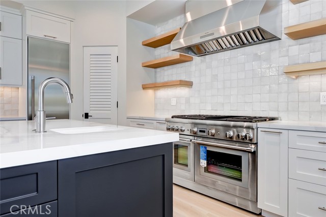 1400 17th Street, Manhattan Beach, California 90266, 5 Bedrooms Bedrooms, ,3 BathroomsBathrooms,Residential,Sold,17th,SB21193120