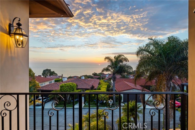 1608 Via Lazo, Palos Verdes Estates, California 90274, 4 Bedrooms Bedrooms, ,5 BathroomsBathrooms,Residential,Sold,Via Lazo,WS21150437