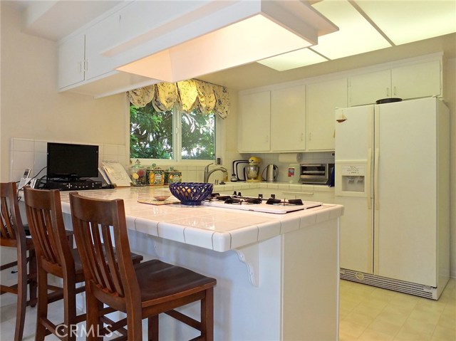 5649 Whitecliff Drive, Rancho Palos Verdes, California 90275, 4 Bedrooms Bedrooms, ,3 BathroomsBathrooms,Residential,Sold,Whitecliff,PV17219760