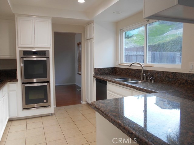 3202 Singingwood Drive, Torrance, California 90505, 3 Bedrooms Bedrooms, ,3 BathroomsBathrooms,Residential,Sold,Singingwood,SB19273467