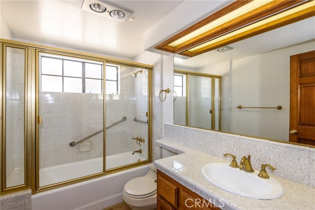 235 Juanita Avenue, Redondo Beach, California 90277, 3 Bedrooms Bedrooms, ,2 BathroomsBathrooms,Residential,Sold,Juanita,SB19083113