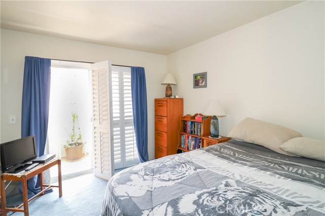2 Bed Home for Sale in Newhall, California