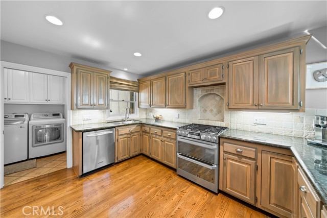 14 Ranchview Road, Rolling Hills Estates, California 90274, 4 Bedrooms Bedrooms, ,3 BathroomsBathrooms,Residential,Sold,Ranchview,SB21085566