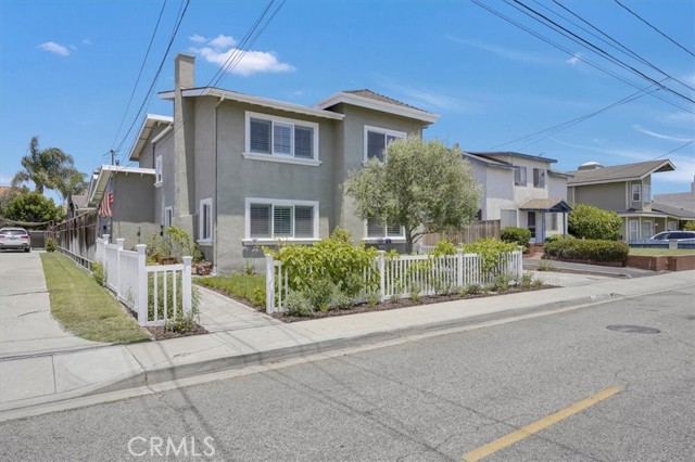 2013 Curtis Avenue, Redondo Beach, California 90278, 3 Bedrooms Bedrooms, ,1 BathroomBathrooms,Residential,Sold,Curtis,SB21099383