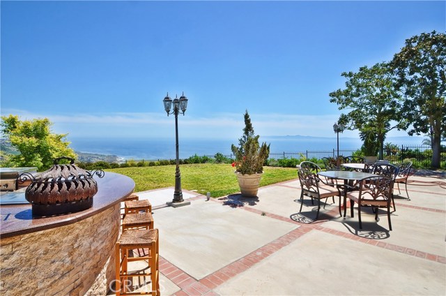 5832 Ocean Terrace Drive, Rancho Palos Verdes, California 90275, 5 Bedrooms Bedrooms, ,3 BathroomsBathrooms,Residential,Sold,Ocean Terrace,PV17088673