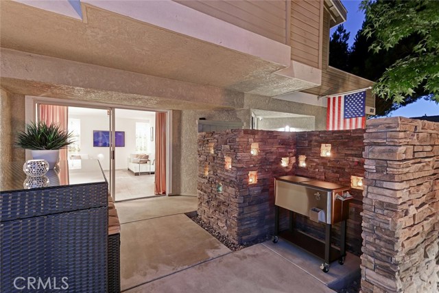 1818 Spreckels Lane, Redondo Beach, California 90278, 4 Bedrooms Bedrooms, ,3 BathroomsBathrooms,Residential,Sold,Spreckels,SB17228588