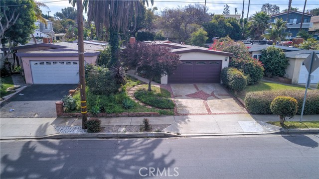 2132 Ardmore Avenue, Manhattan Beach, California 90266, 5 Bedrooms Bedrooms, ,2 BathroomsBathrooms,Residential,Sold,Ardmore,SB18050681