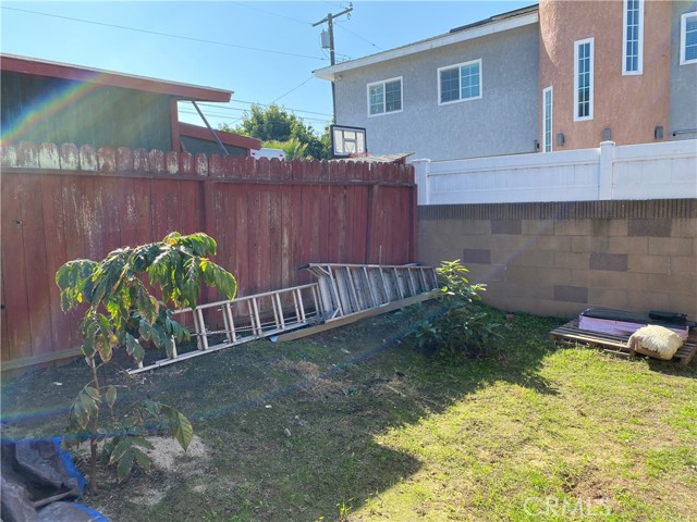 2609 Mackay Lane, Redondo Beach, California 90278, 2 Bedrooms Bedrooms, ,Residential,Sold,Mackay,PV21027987
